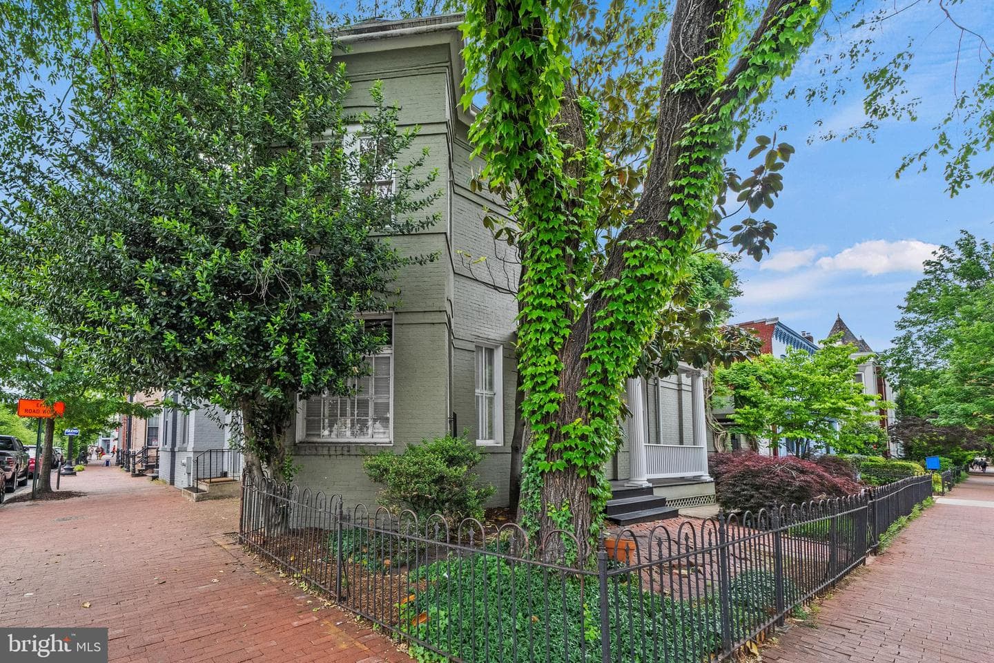 400 7th Street SE photo 3