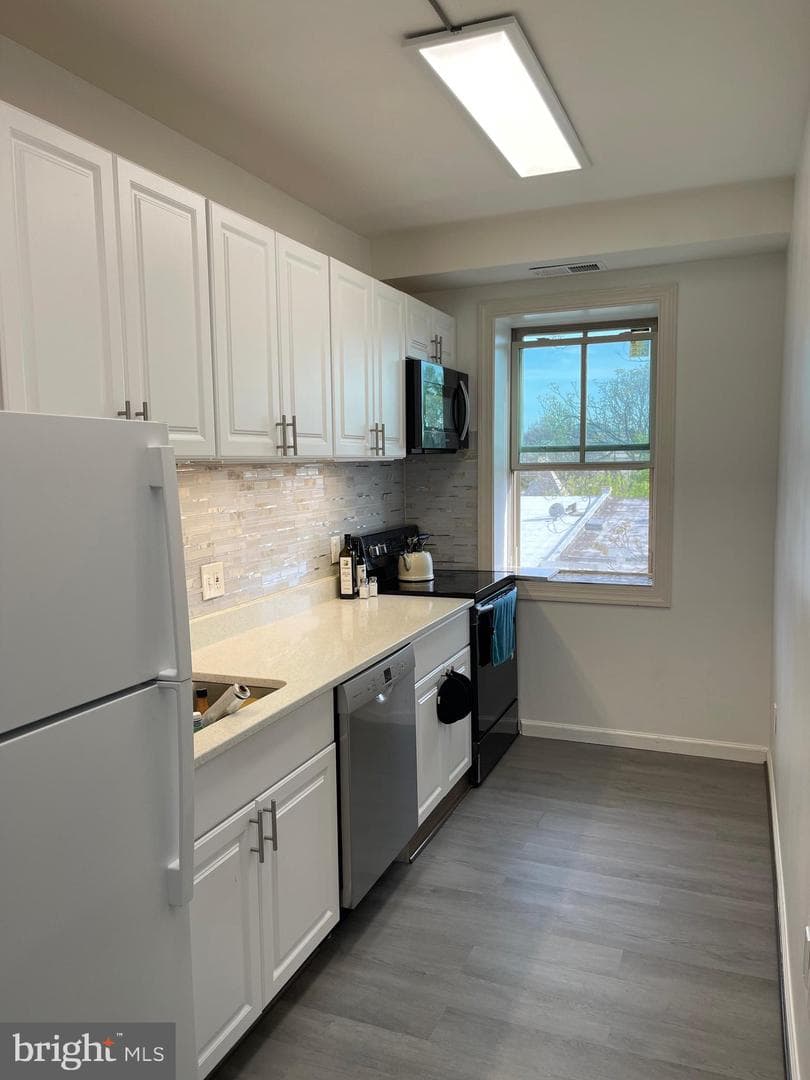 1451 Park Road NW #402 photo 18