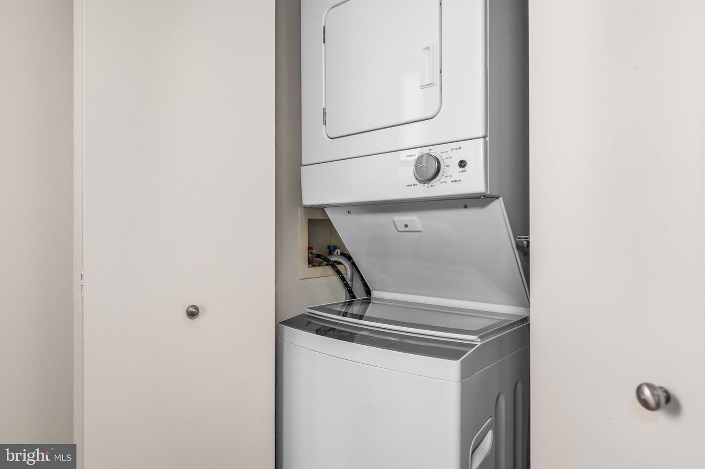 2901 16th Street NW #602 photo 17
