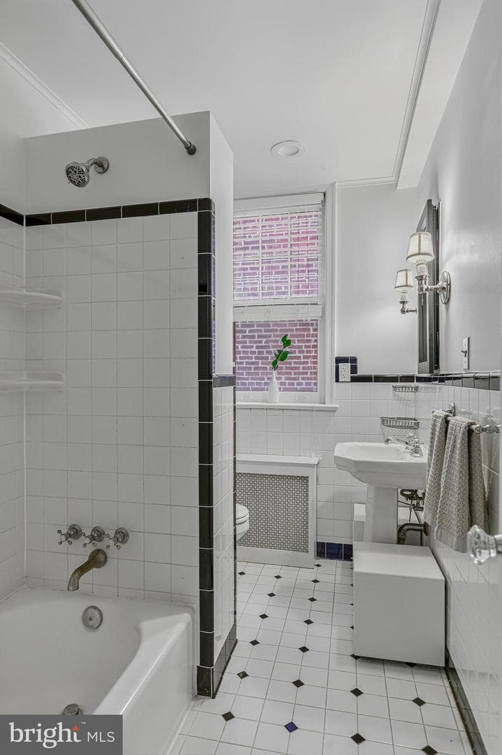 1789 Lanier Place NW #21 photo 20