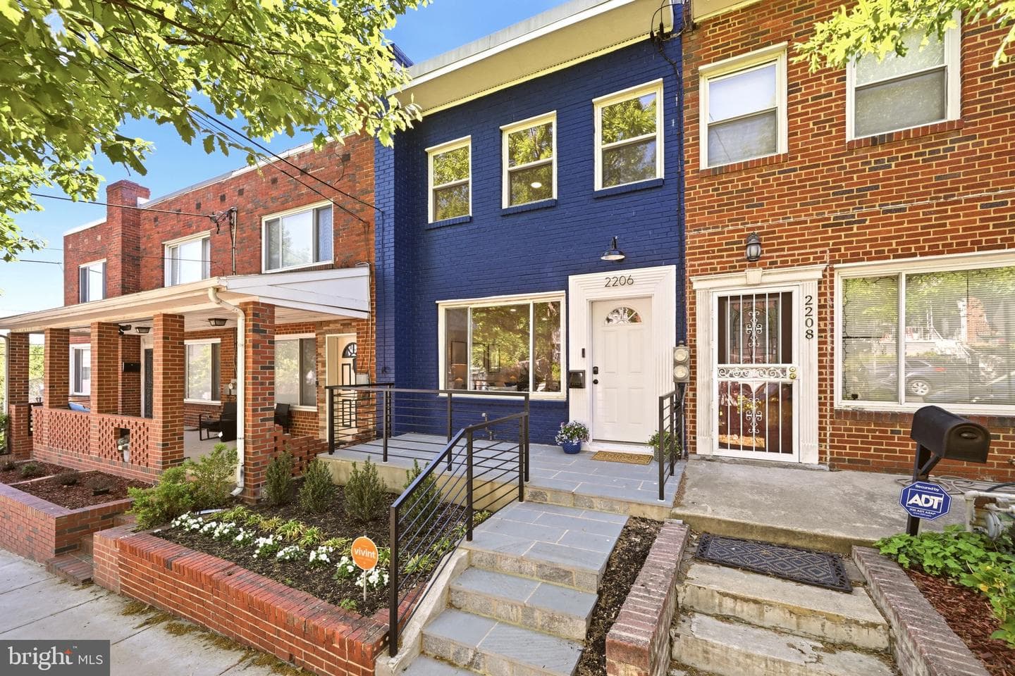 2206 16th Street NE photo 2