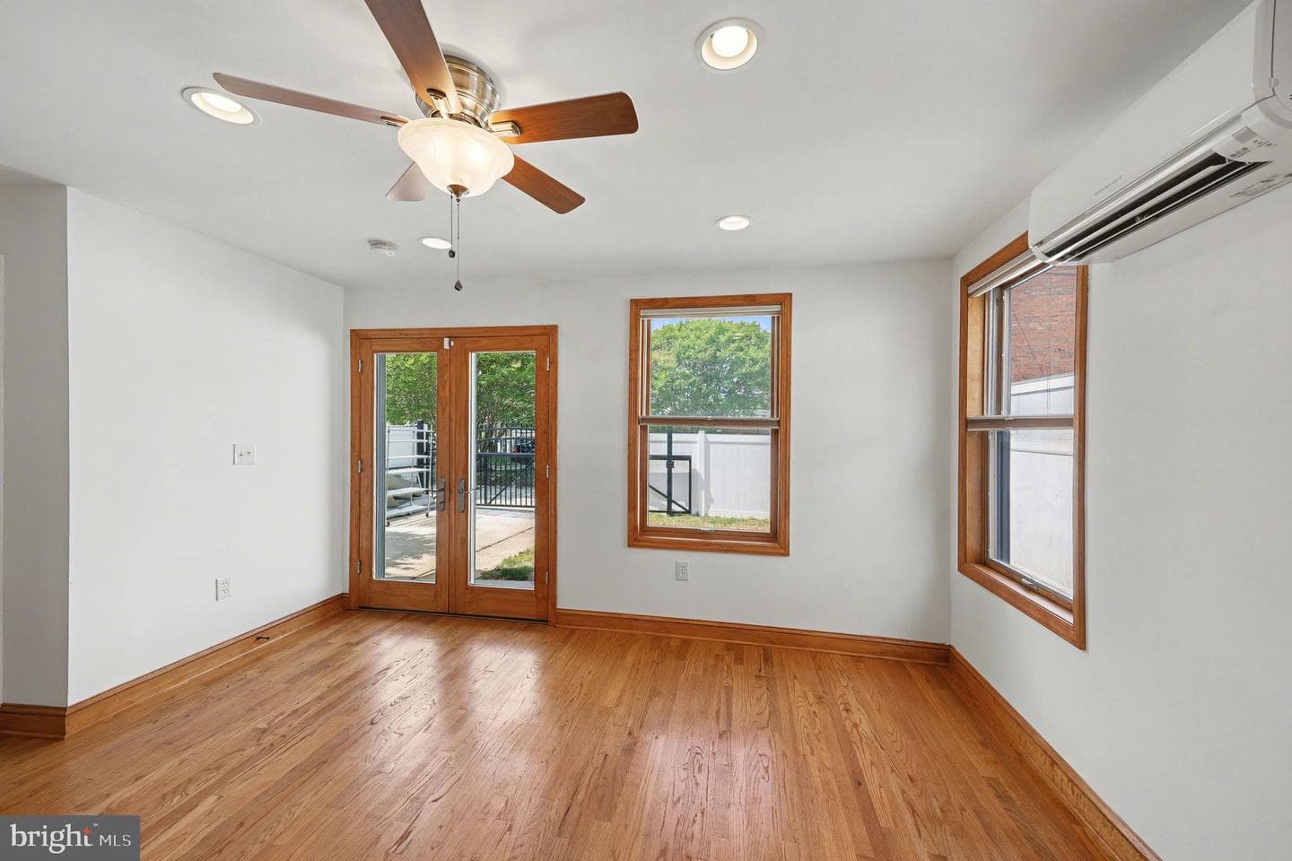 4504 20th Street NE photo 20