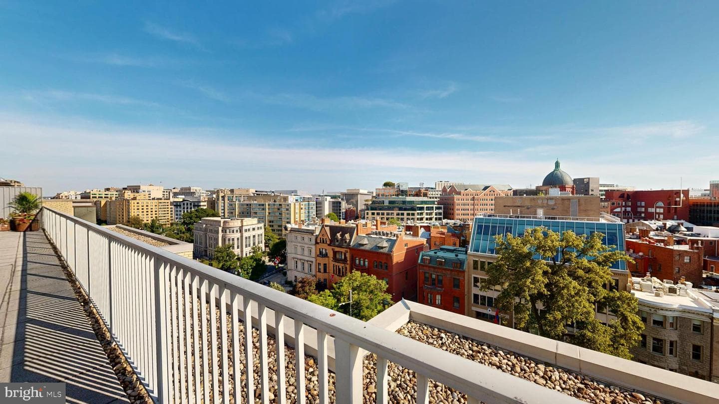 1711 Massachusetts Avenue NW #301 photo 13
