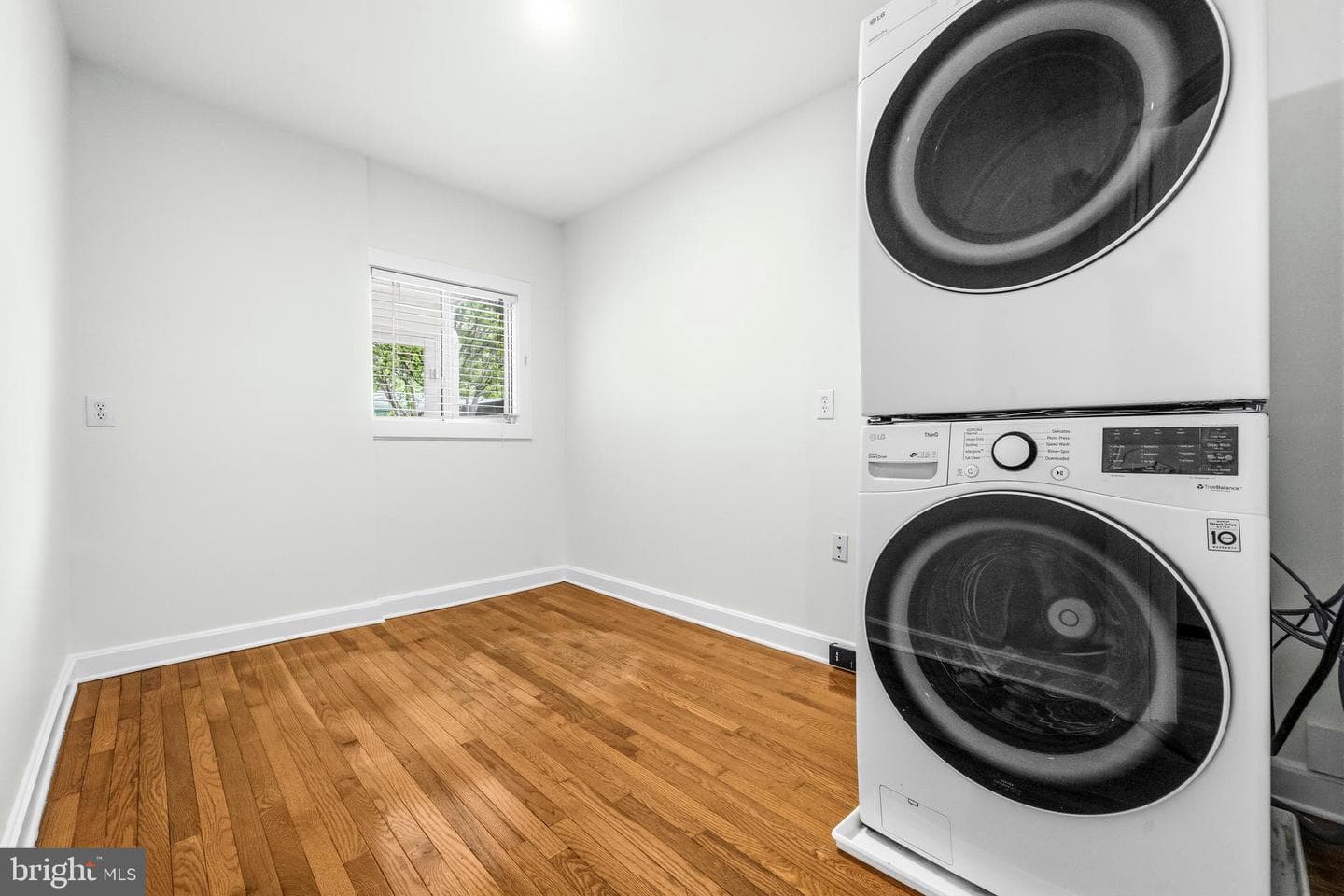 1504 Gales Street NE photo 10