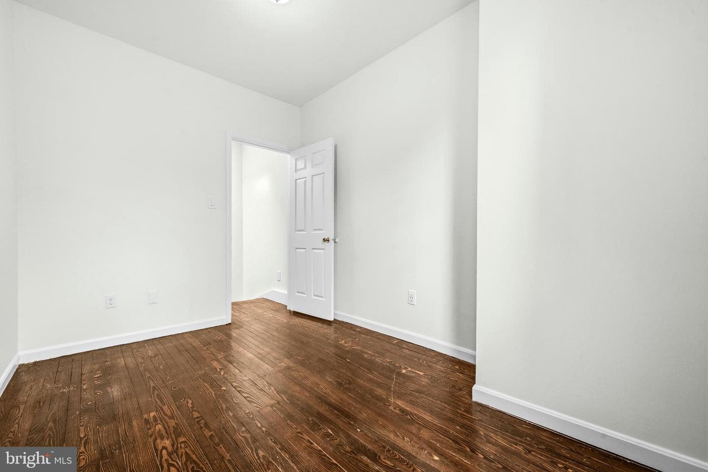 1504 Gales Street NE photo 19