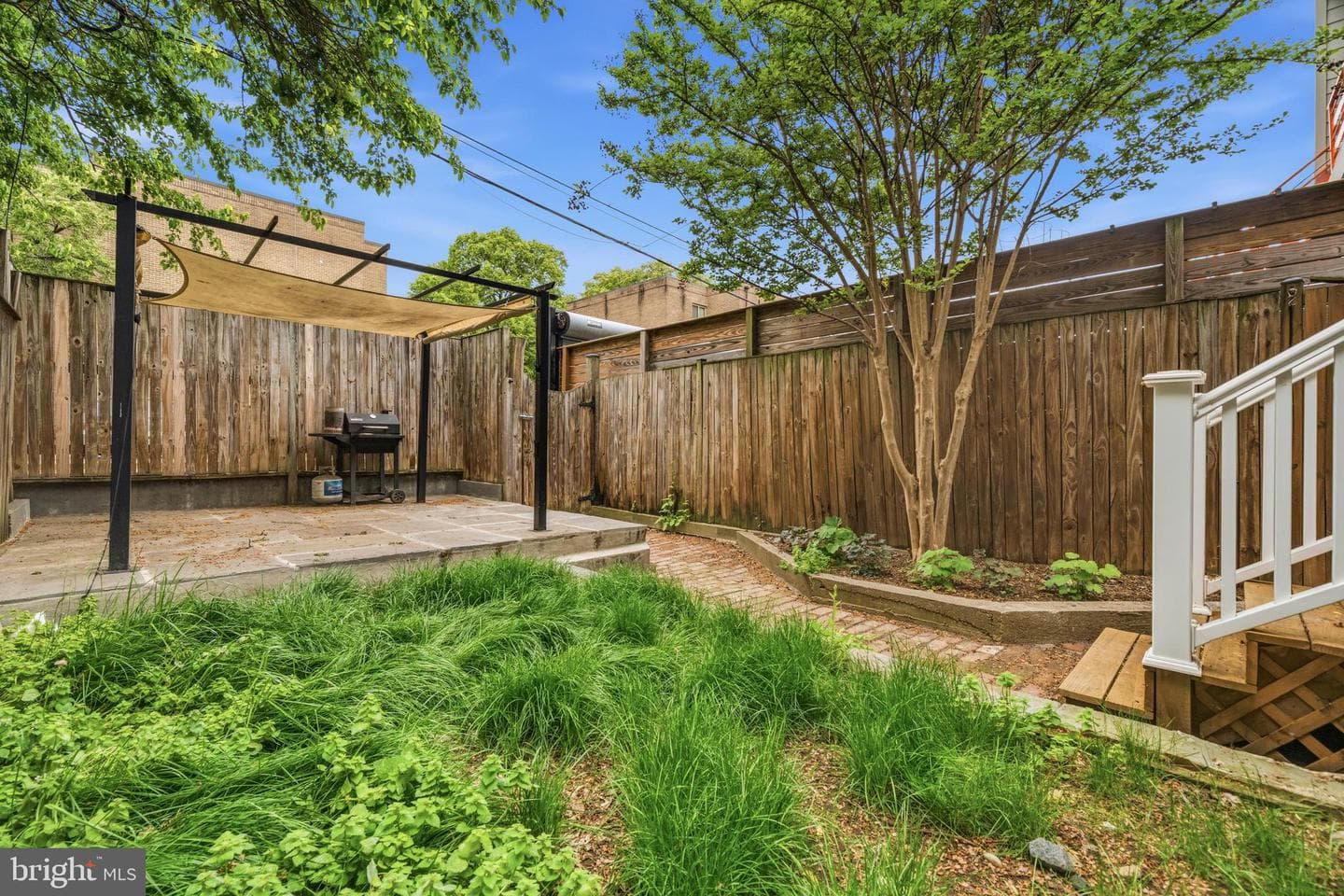 1504 Gales Street NE photo 22