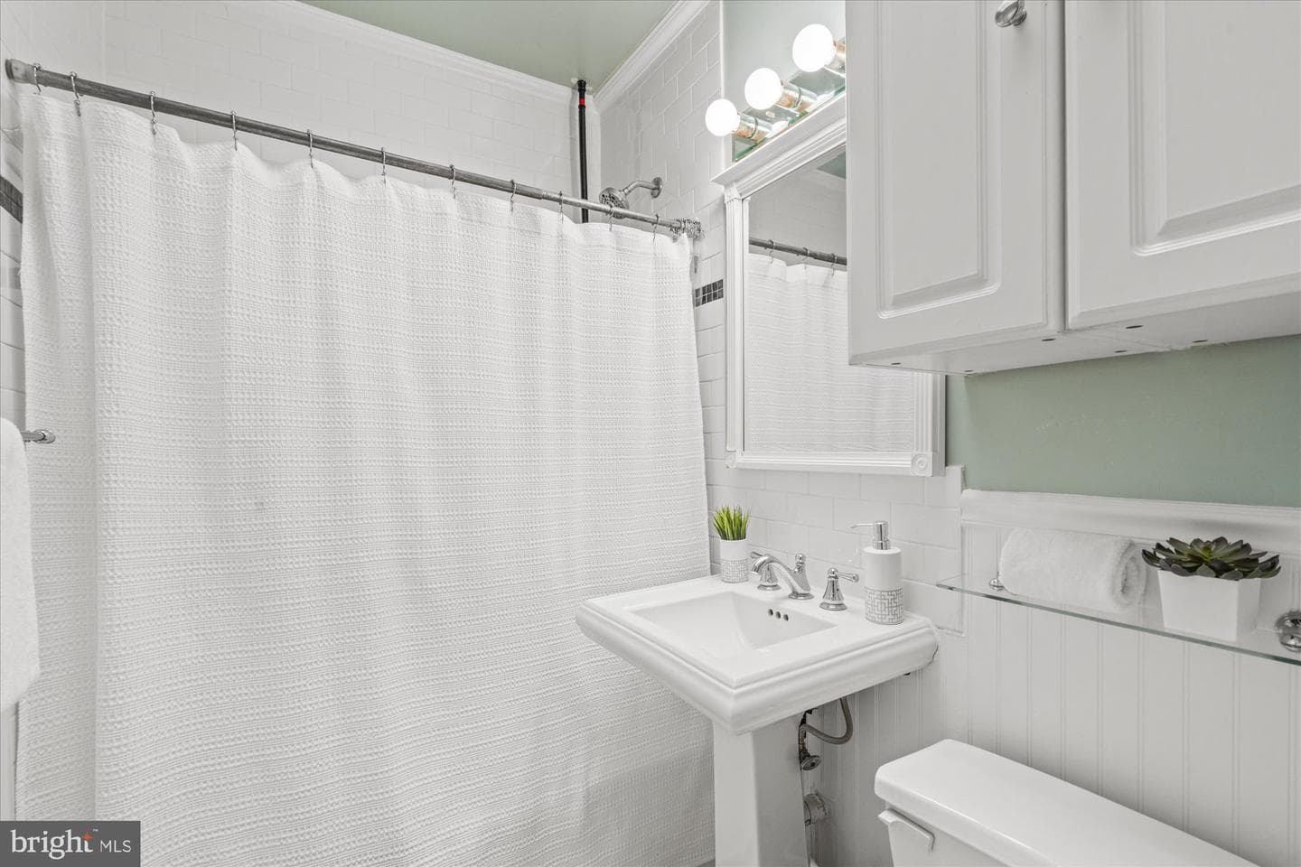 2305 38th Street NW photo 26
