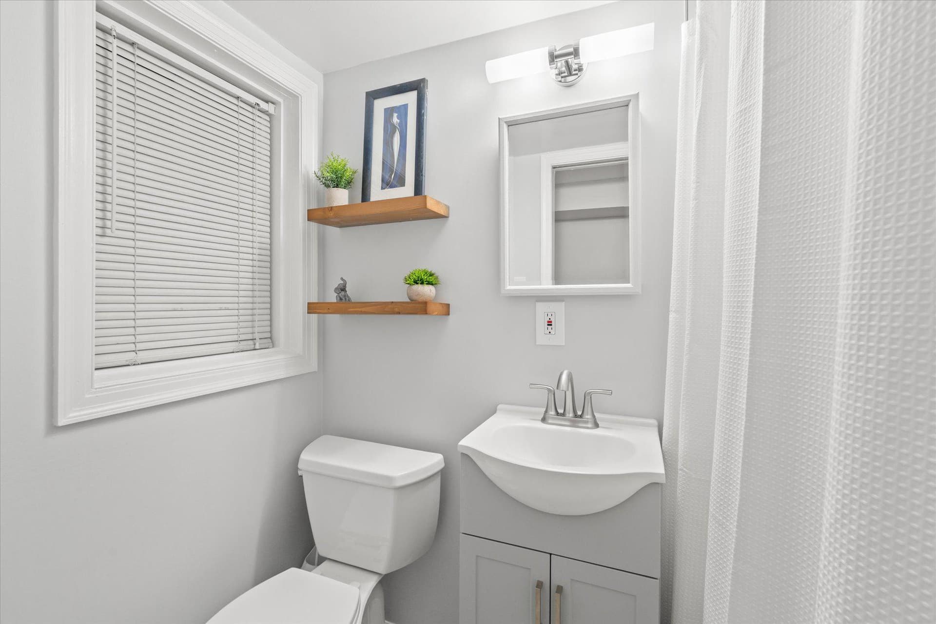 2305 38th Street NW photo 31