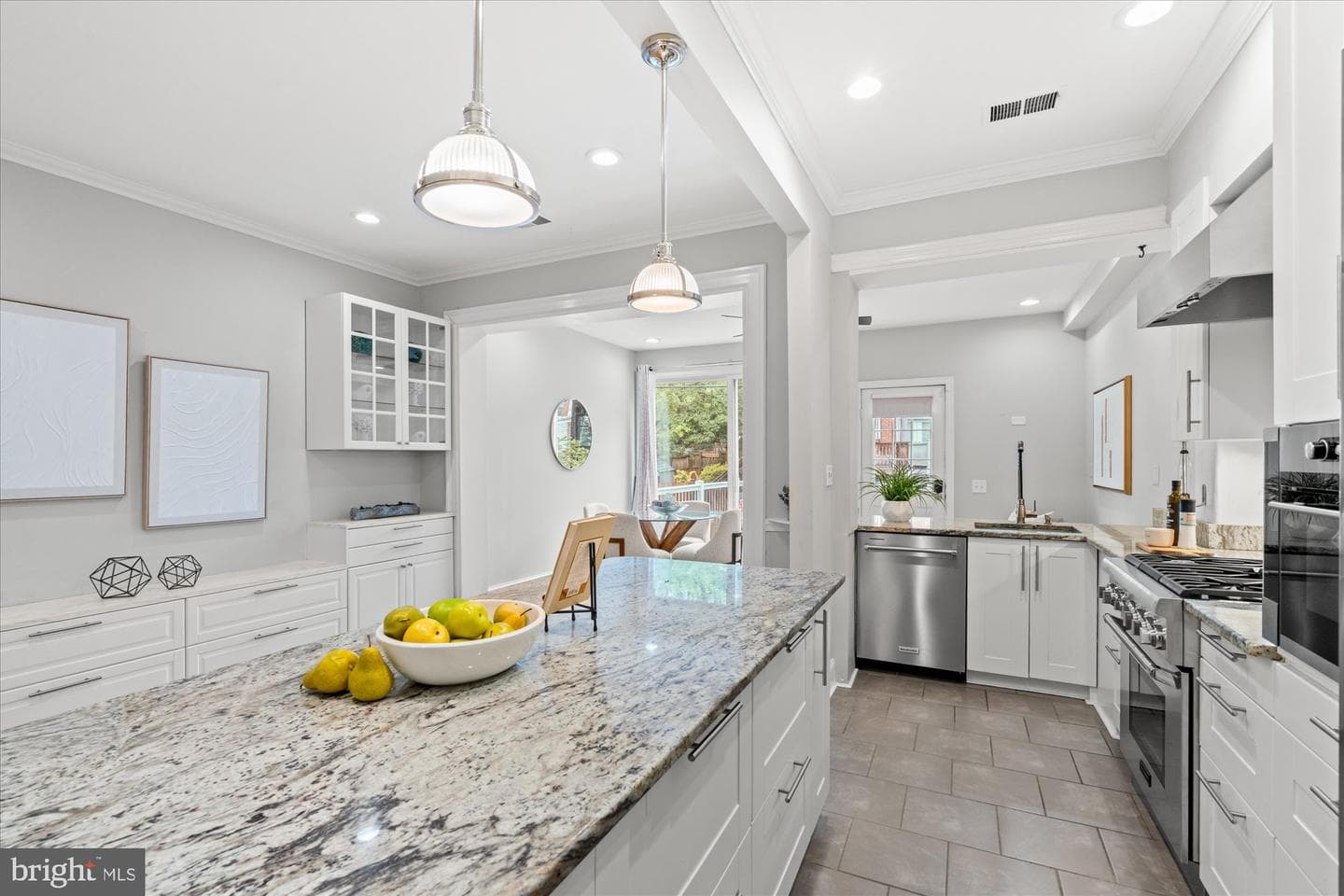 2305 38th Street NW photo 9