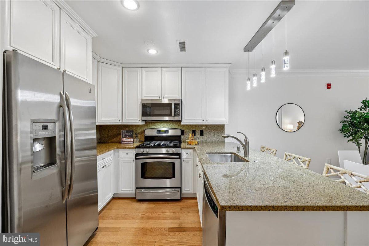 1210 R Street NW #b15 photo 14