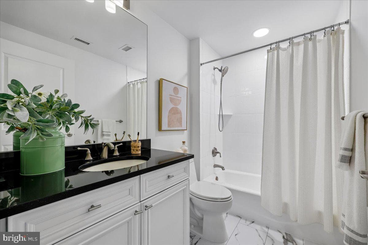 1210 R Street NW #b15 photo 27