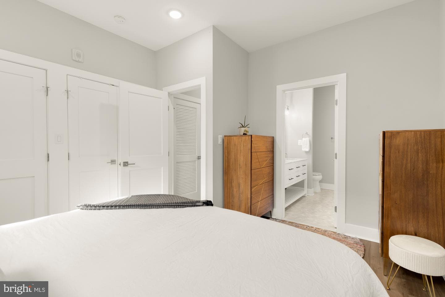 1105 Queen Street NE #1 photo 23