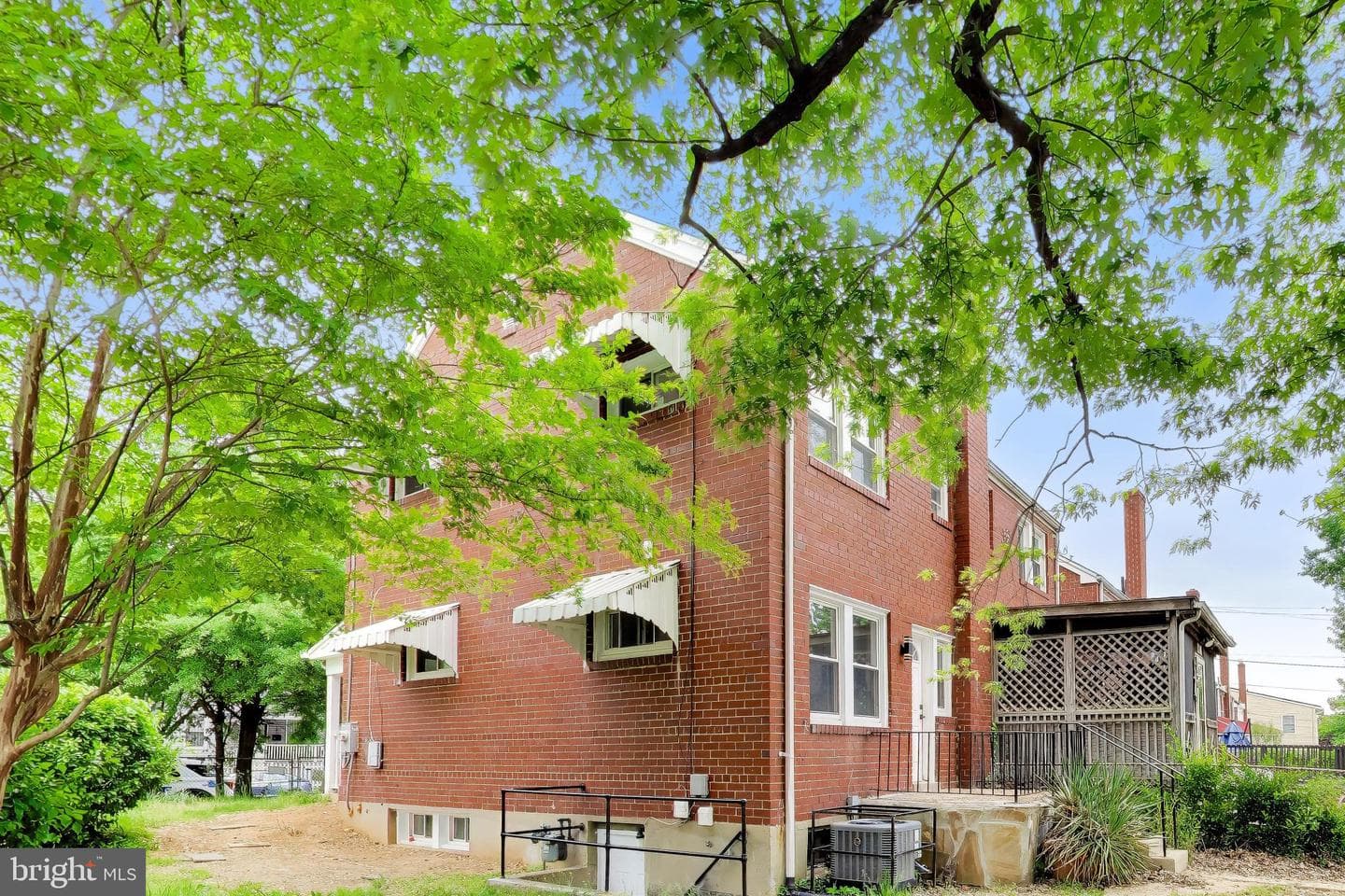 186 Forrester Street SW photo 26