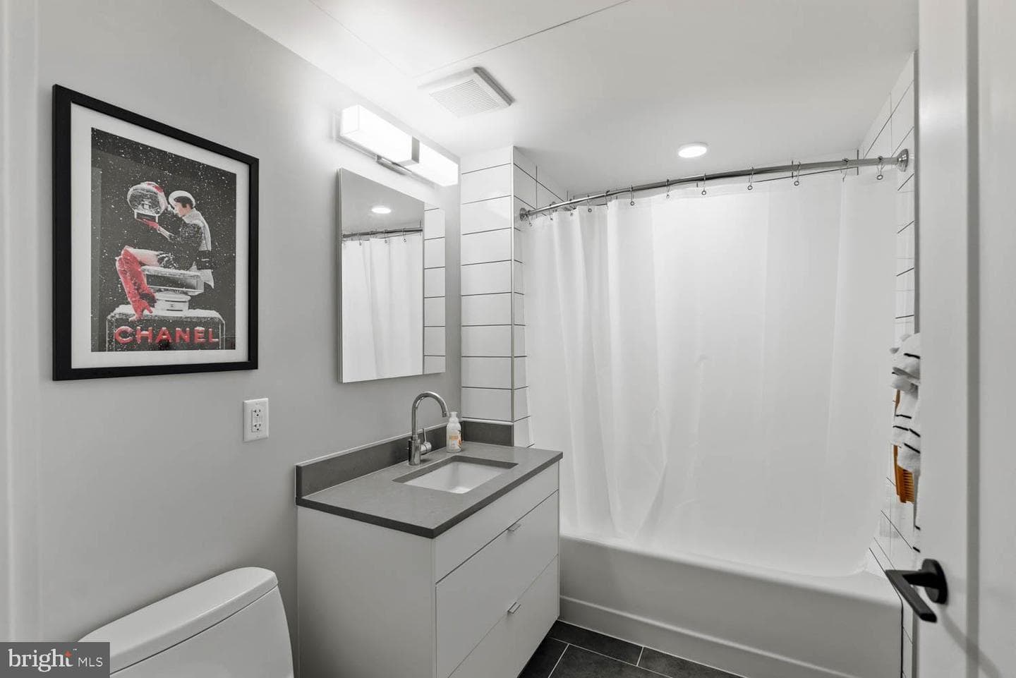 1300 4th Street SE #806 photo 12