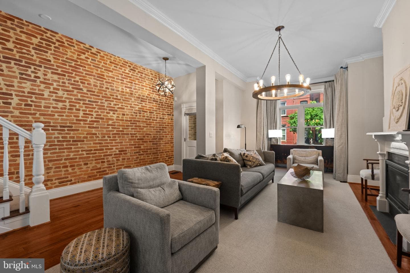 950 Westminster Street NW photo 4