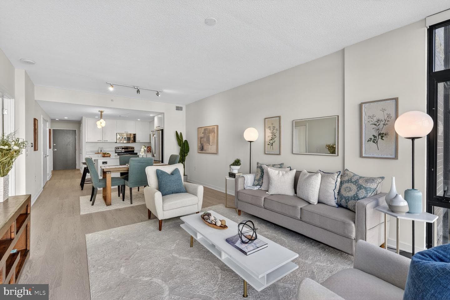 1010 Massachusetts Avenue NW #807 photo 1