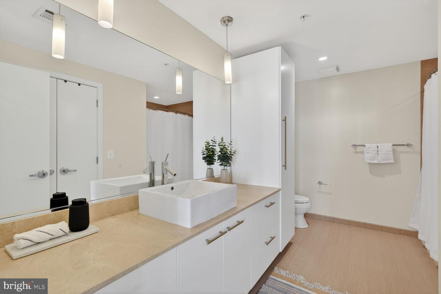 1010 Massachusetts Avenue NW #807 photo 9