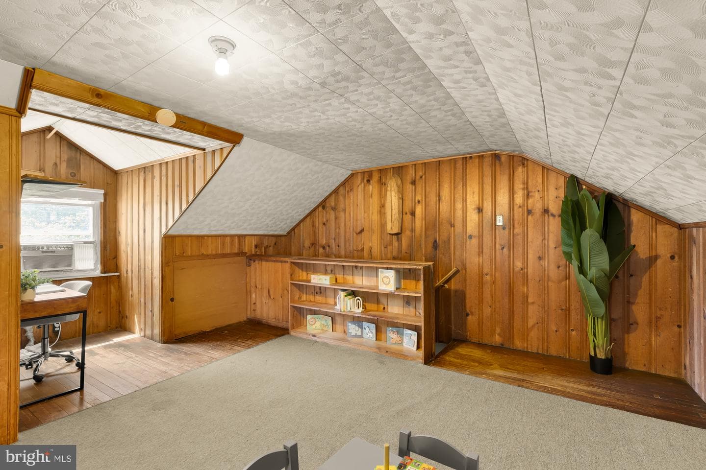 3984 Ames Street NE photo 13