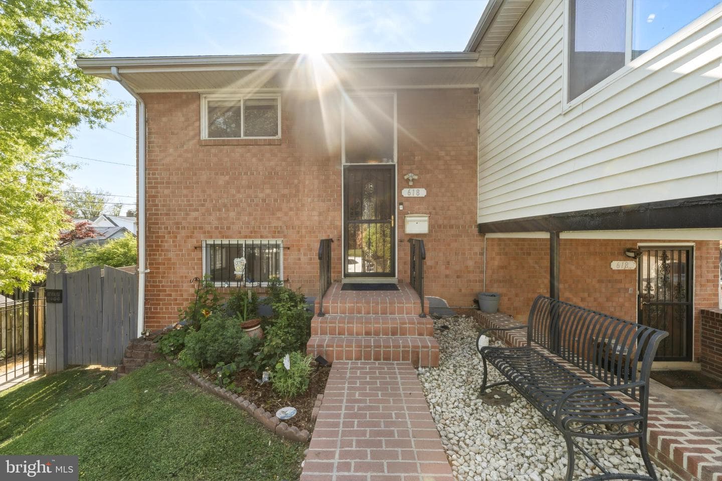 618 Geranium Street NW photo 40