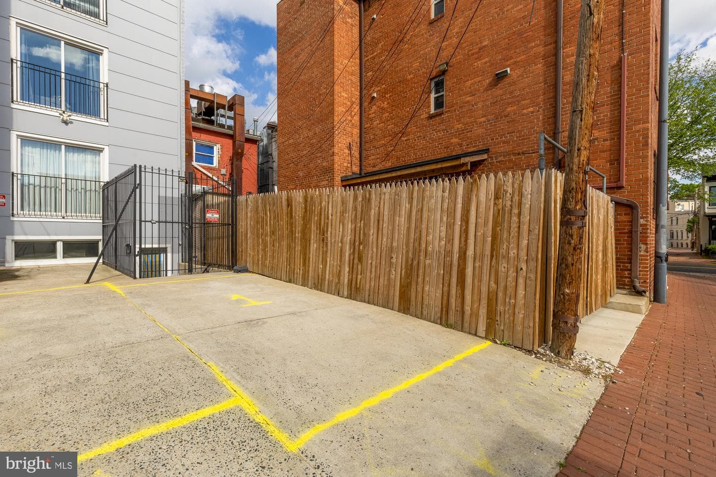 1435 11th Street NW #1 photo 27