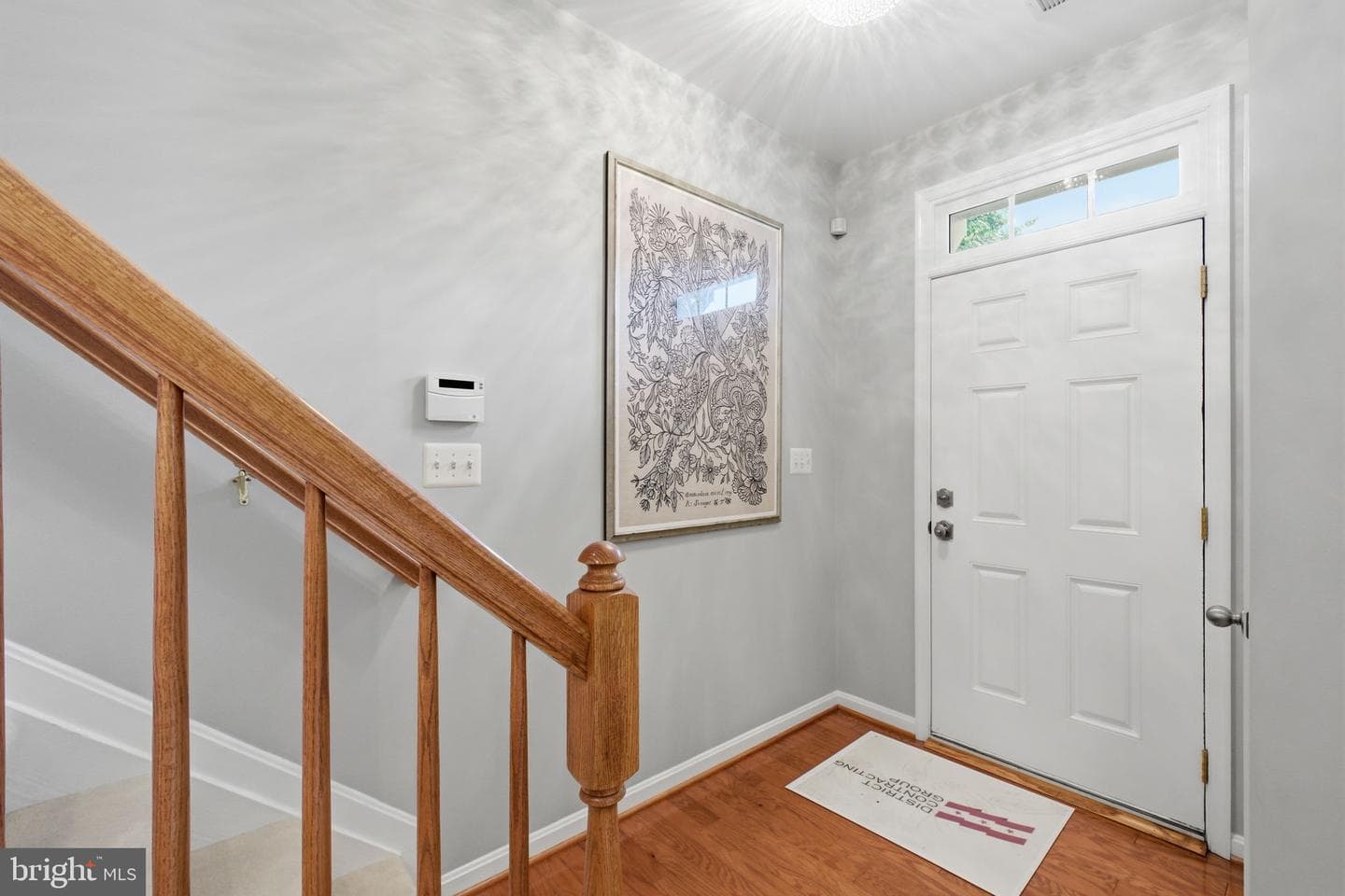 627 Ava Circle NE photo 3