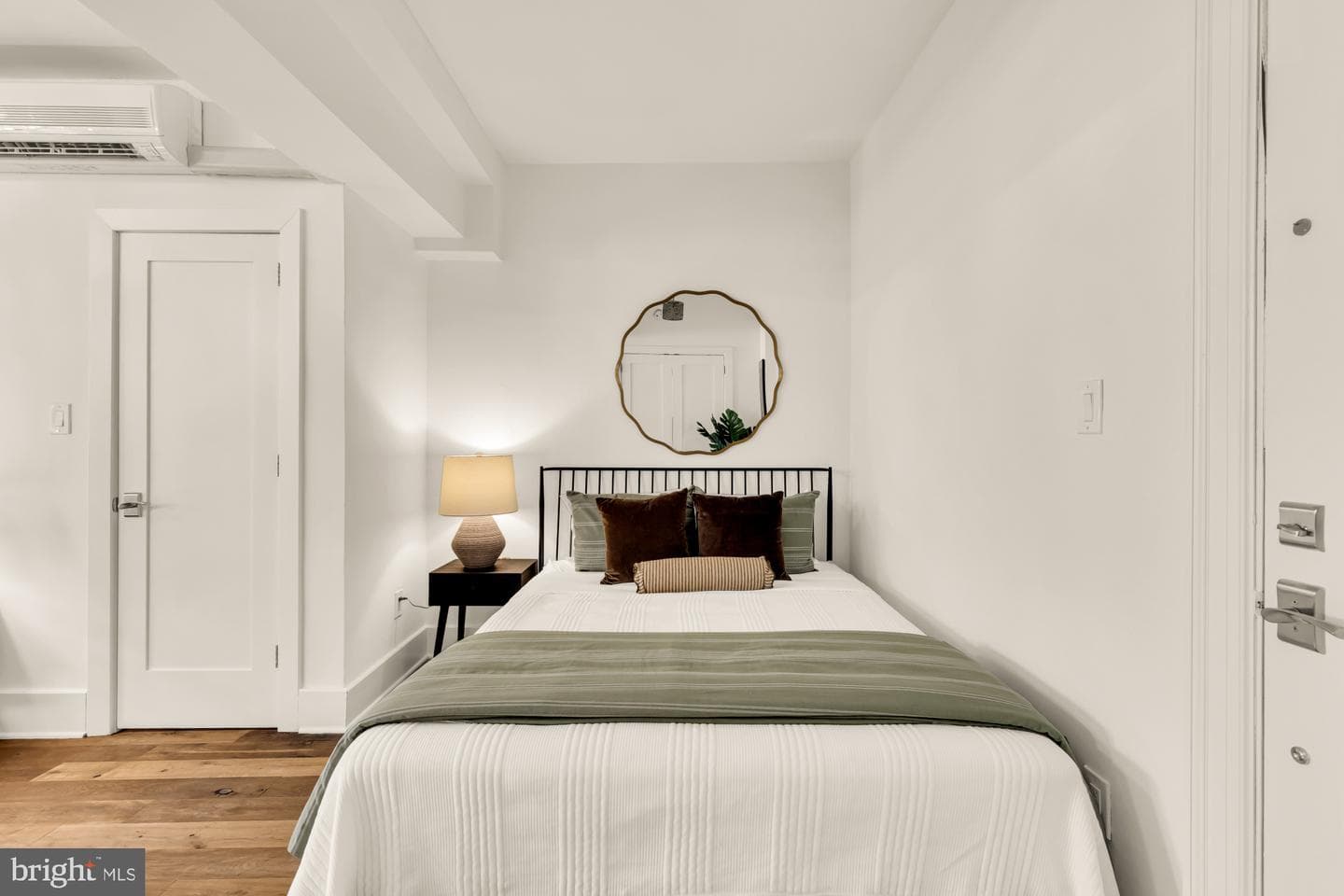 1910 Kalorama Road NW #302 photo 7