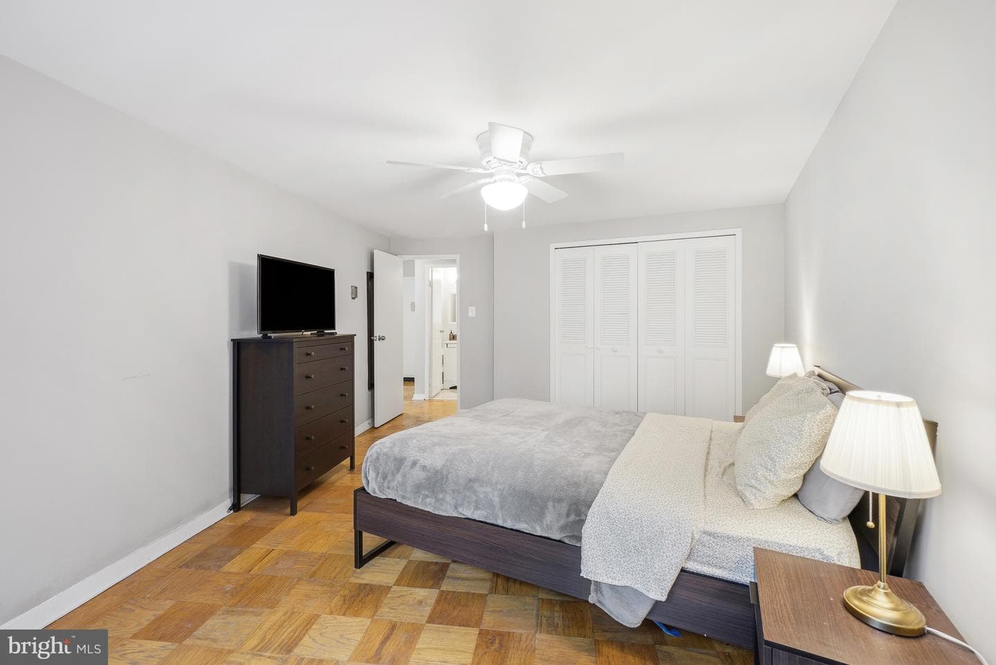 5406 Connecticut Avenue NW #401 photo 16