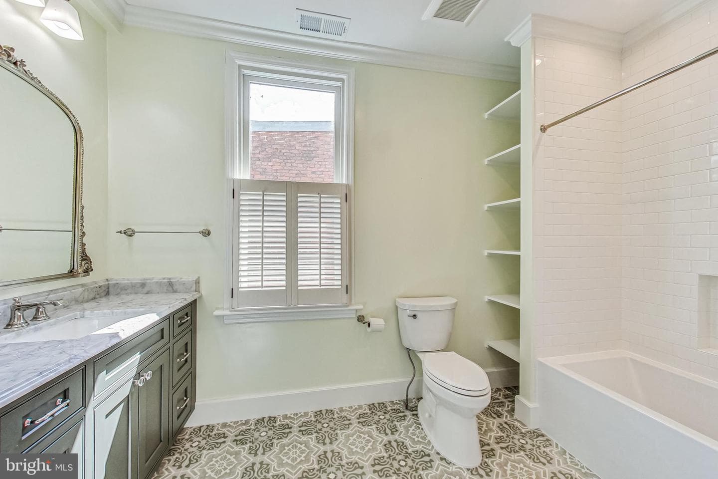 524 10th Street SE photo 27