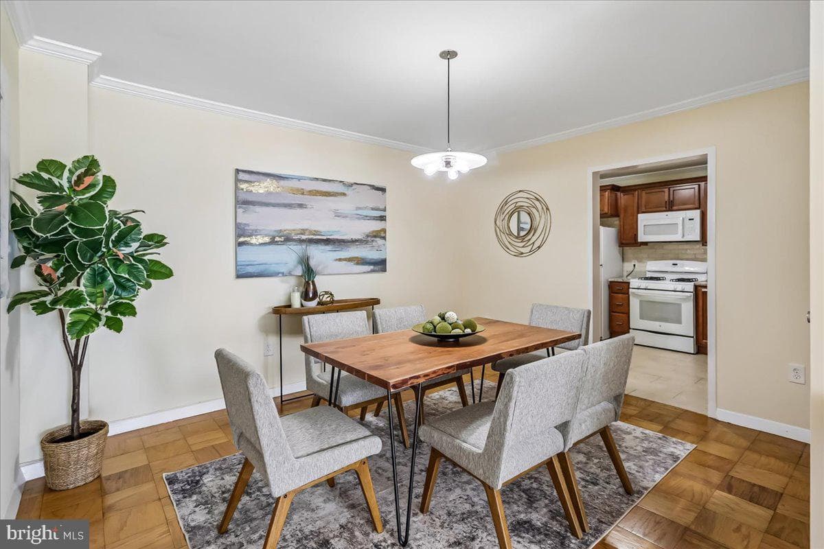 3001 Veazey Terrace NW #1307 photo 4