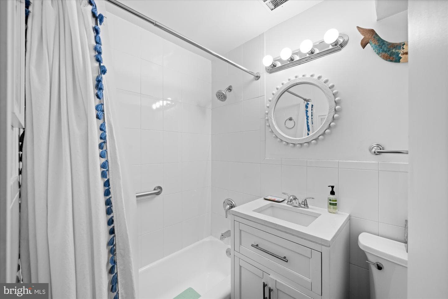 4840 Macarthur Boulevard NW #402 photo 14