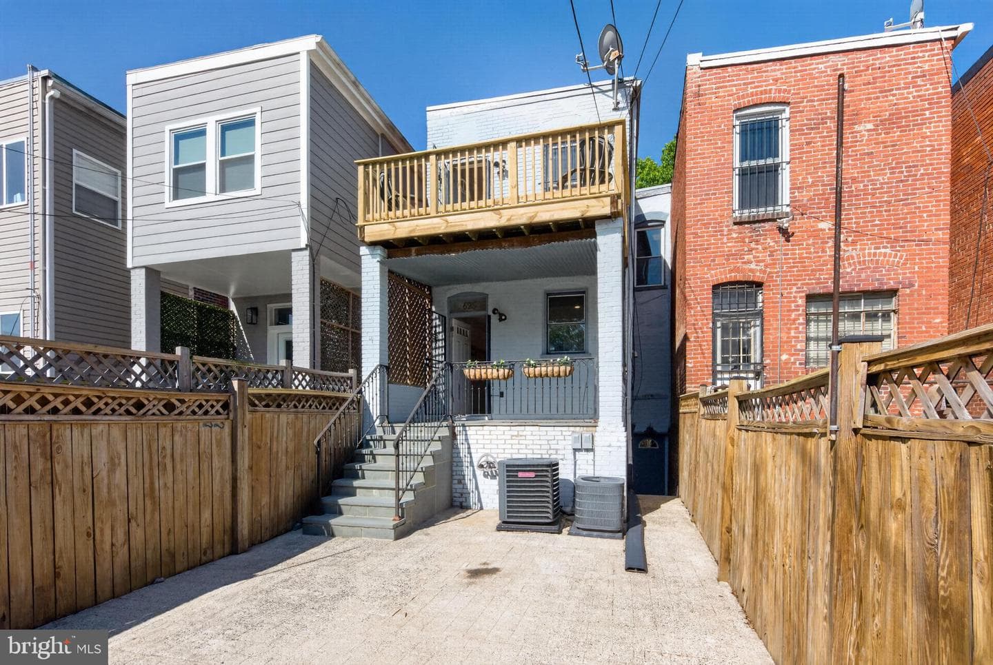 625 14th Street NE photo 10