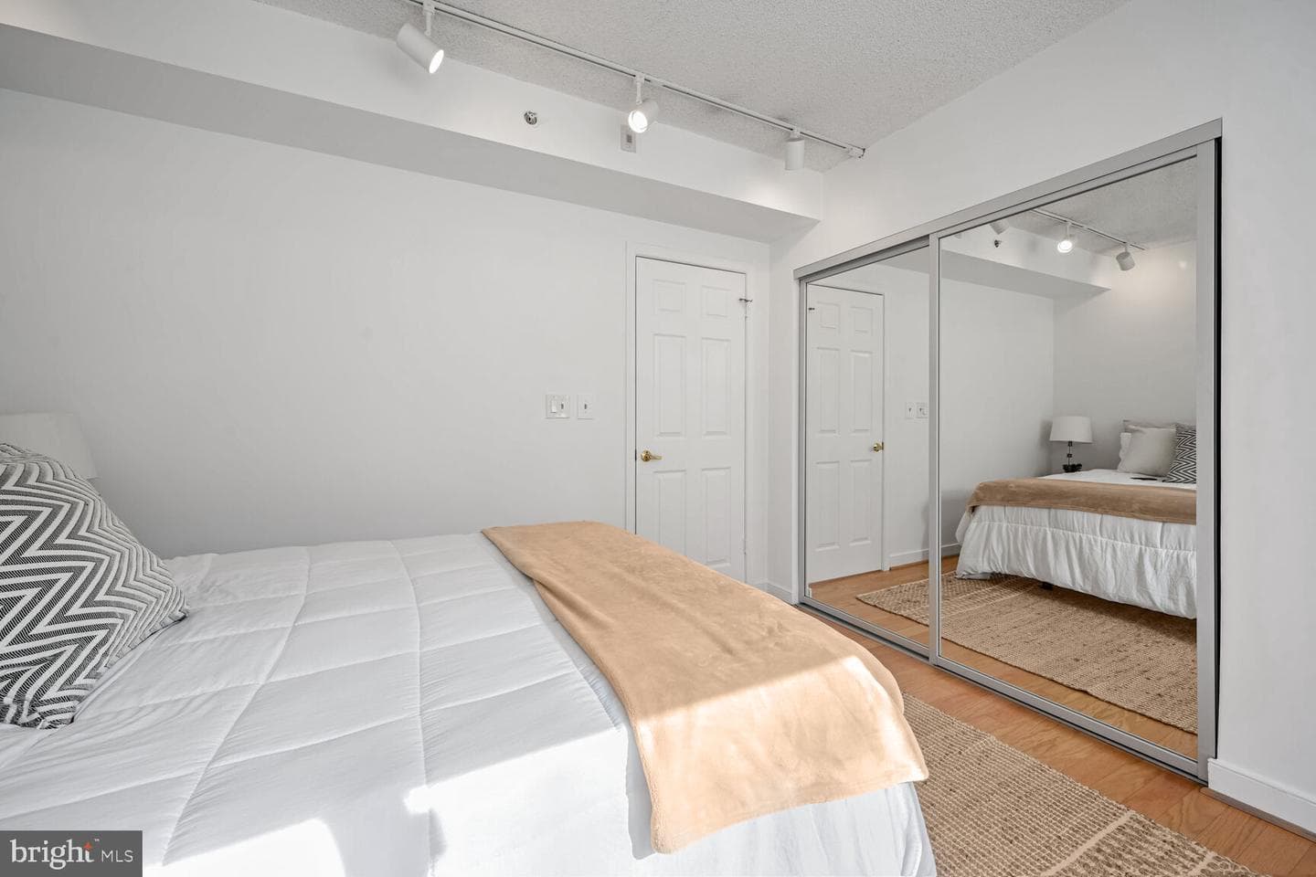 2301 N Street NW #104 photo 16