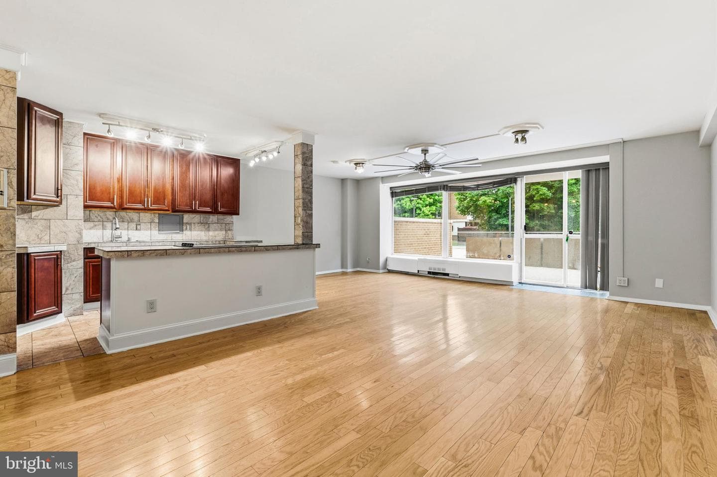 410 O Street SW #106 photo 7