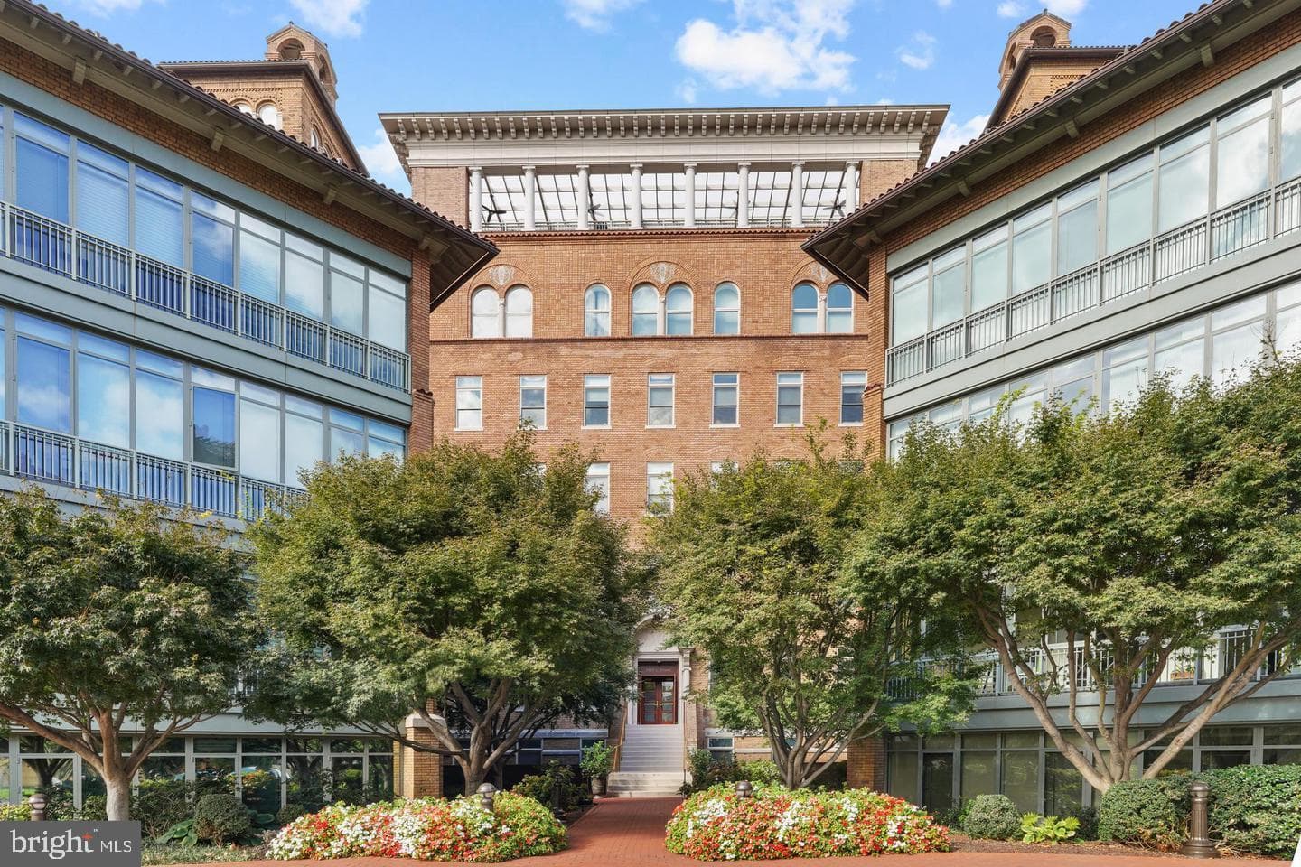 2425 L Street NW #239
