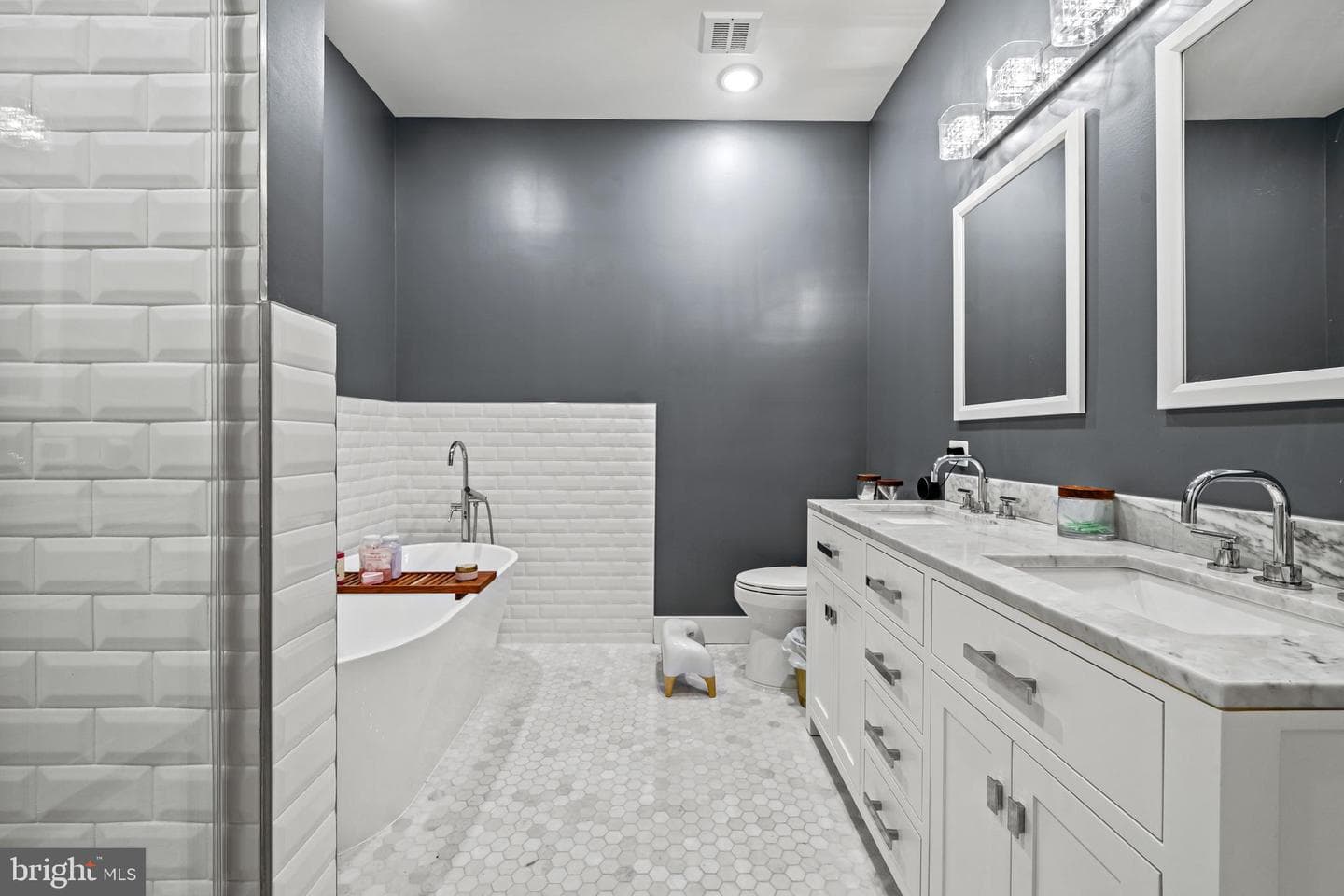 1223 Meigs Place NE #101 photo 17
