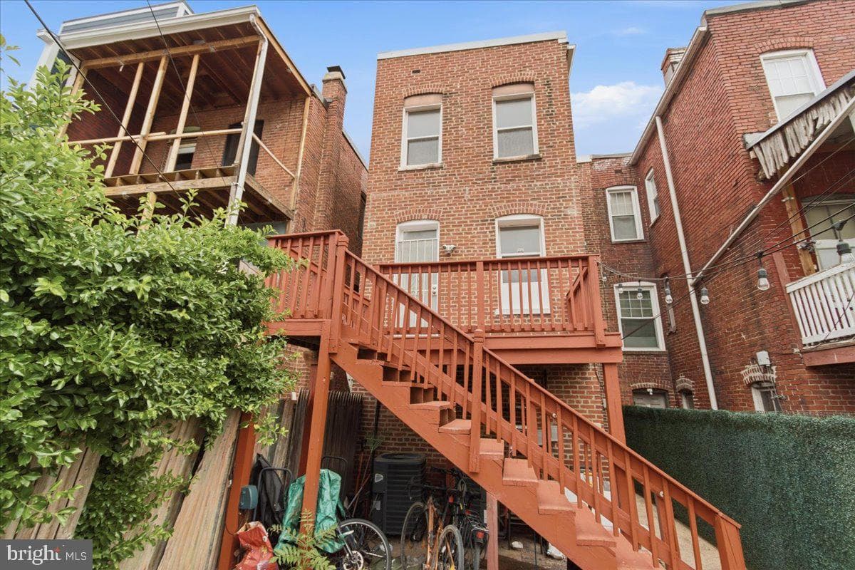 131 R Street NE #a photo 18
