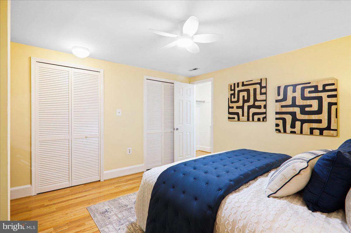 523 8th Street NE #302 photo 29