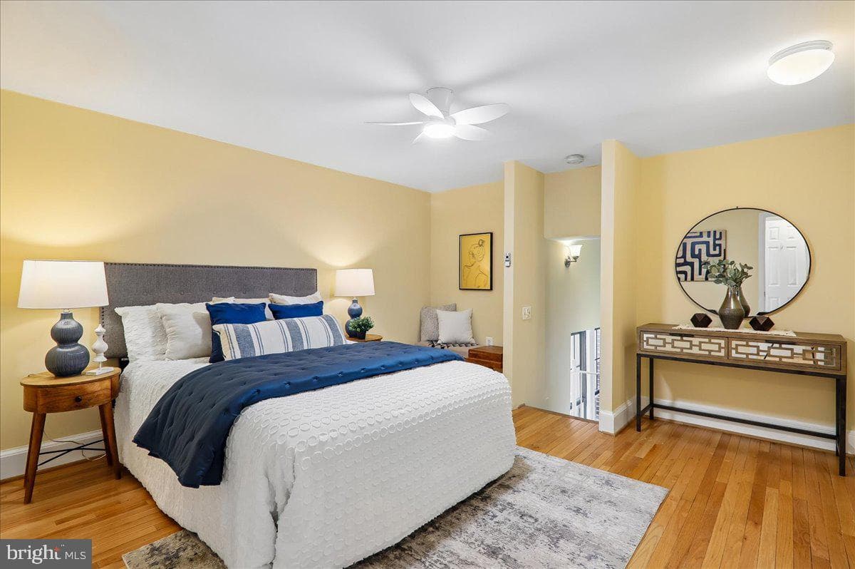 523 8th Street NE #302 photo 33