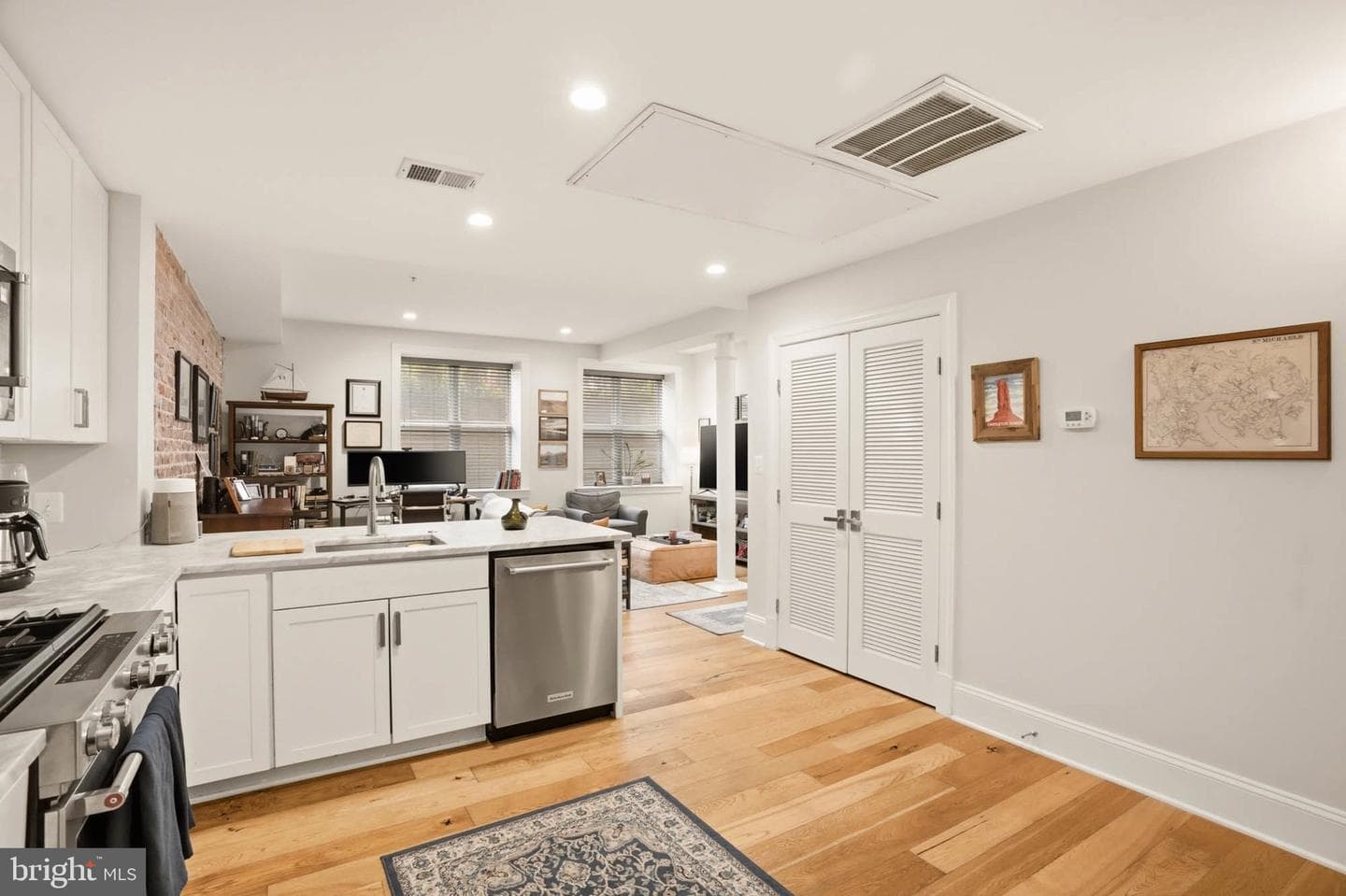 819 D Street NE #4 photo 12