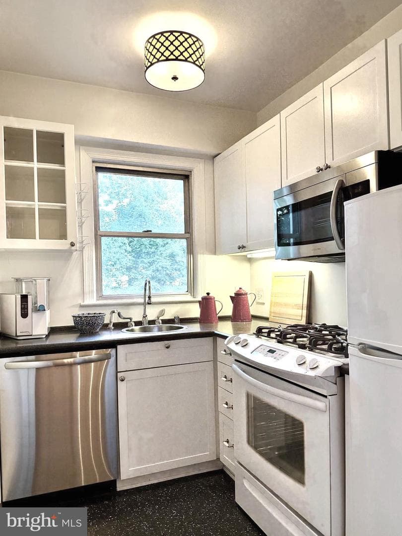 2500 Q Street NW #307 photo 14