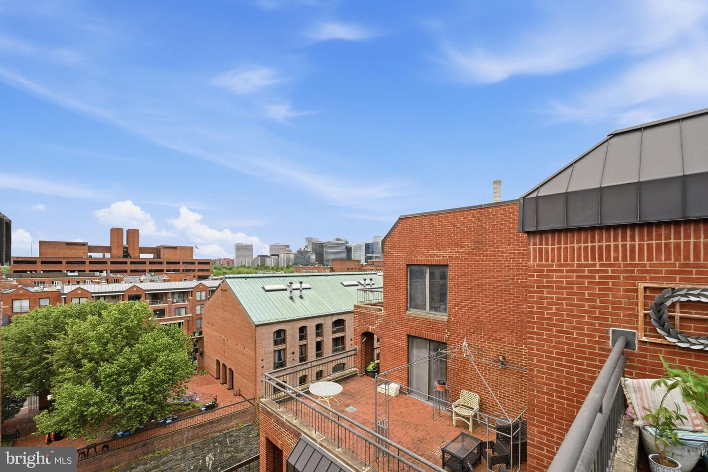 1080 Wisconsin Avenue NW #3016 photo 13