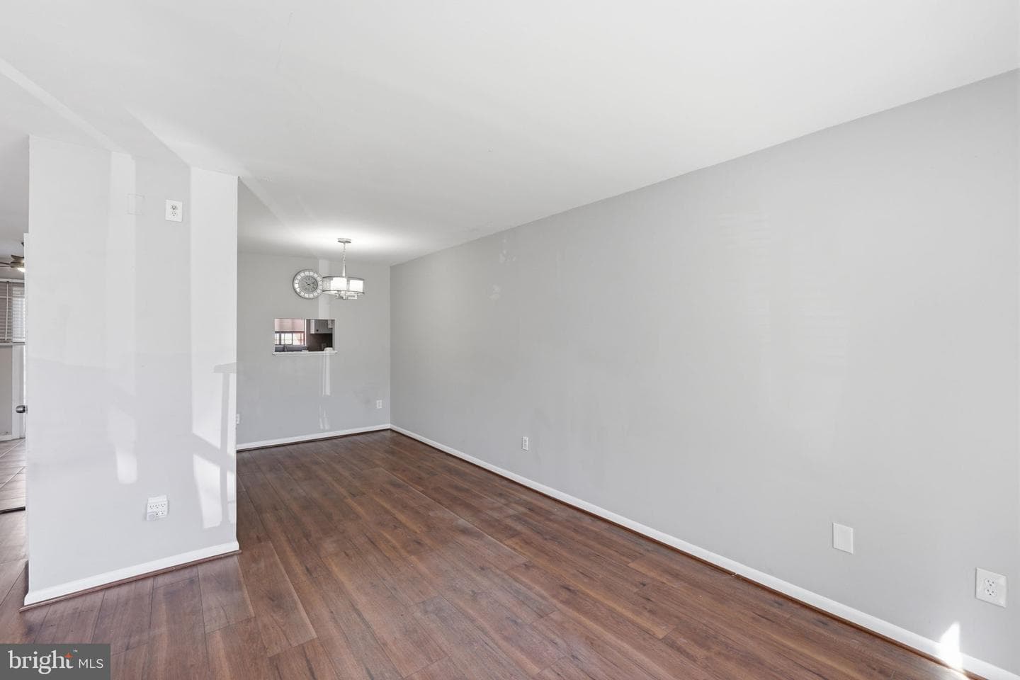 1102 Barnaby Terrace SE photo 20