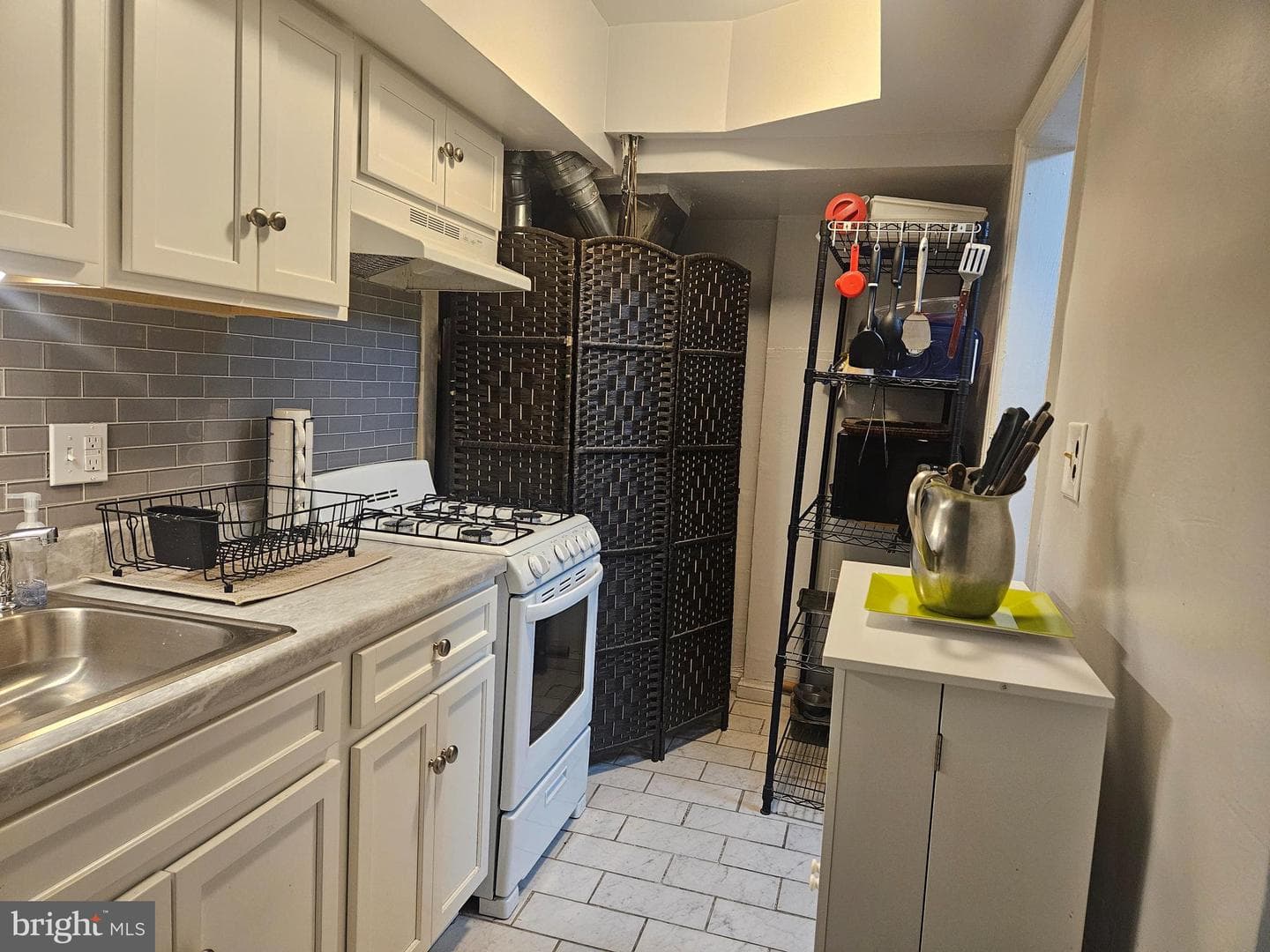 3443 Clay Street NE photo 17