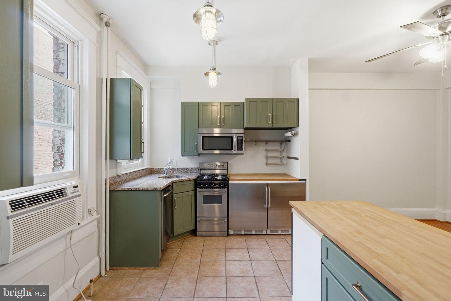 1736 Columbia Road NW #307 photo 12