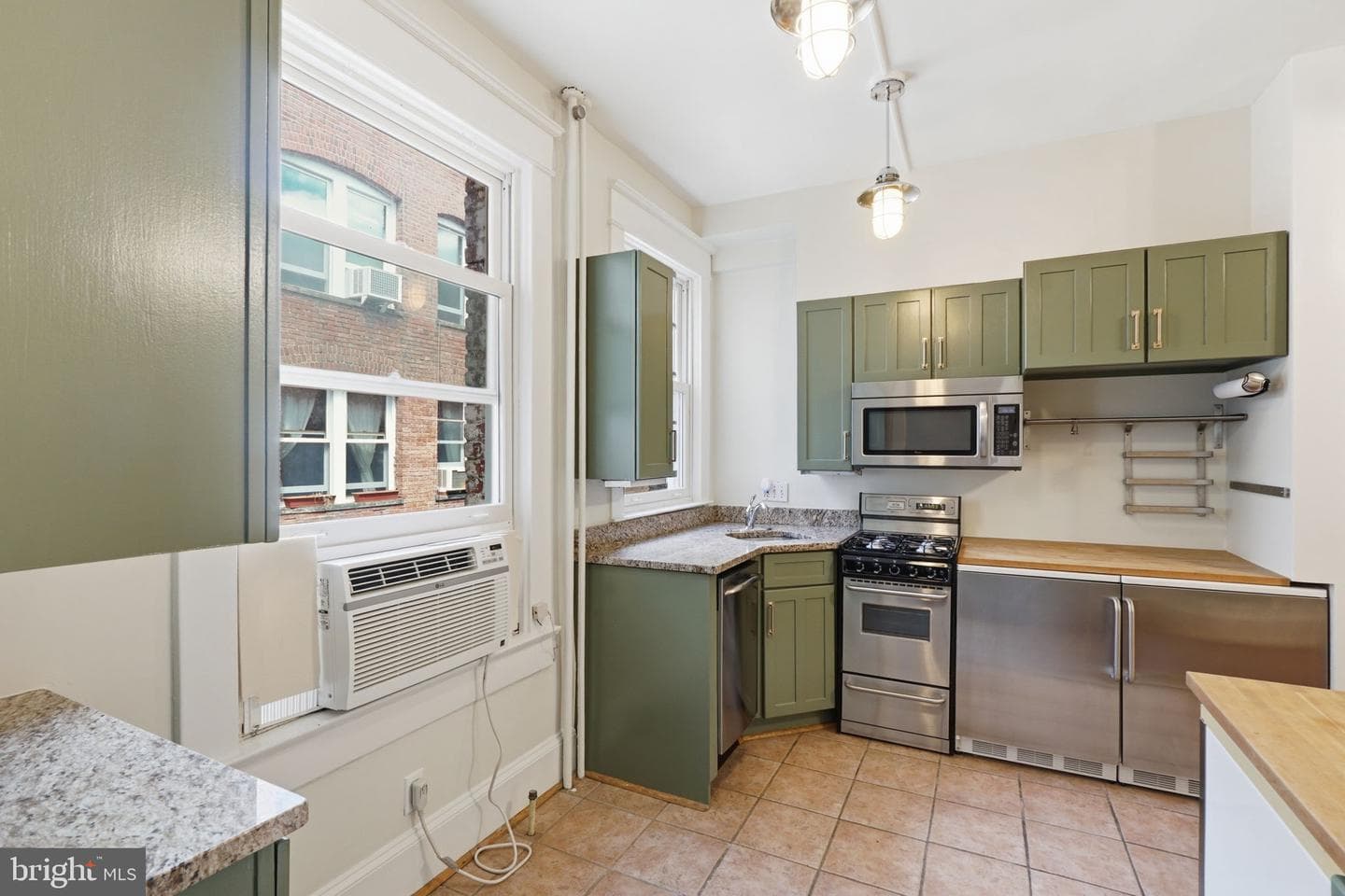 1736 Columbia Road NW #307 photo 13
