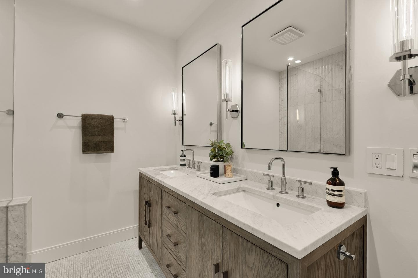 2534 11th Street NW #2 photo 33