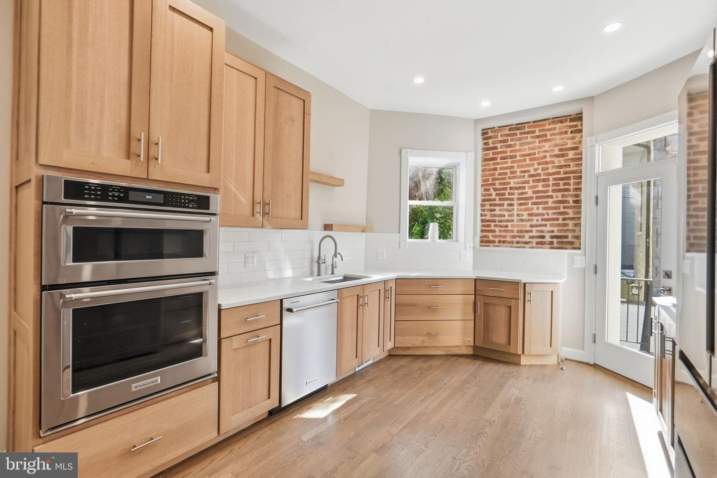 706 12th Street NE photo 10