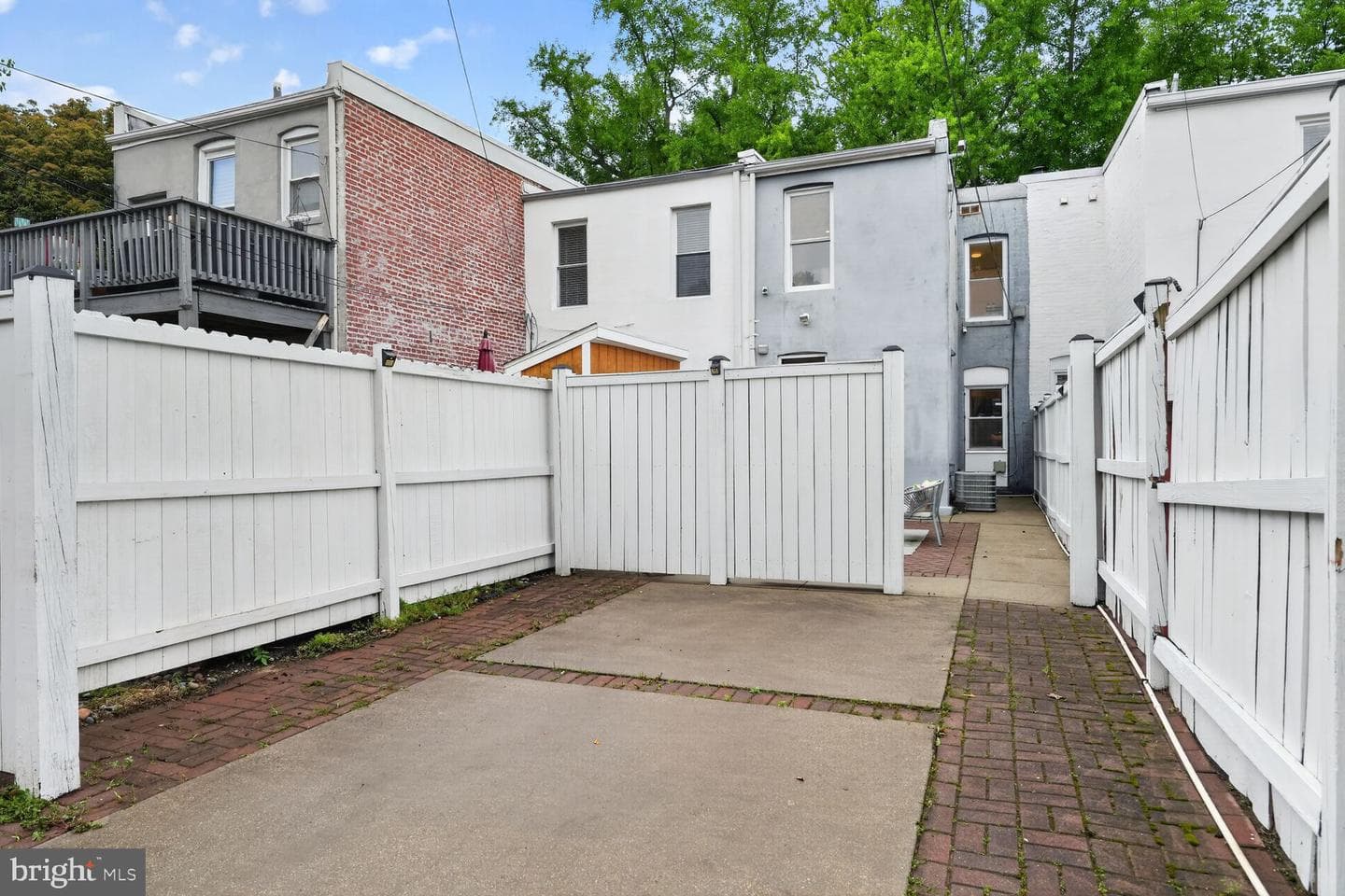 624 14th Place NE photo 24