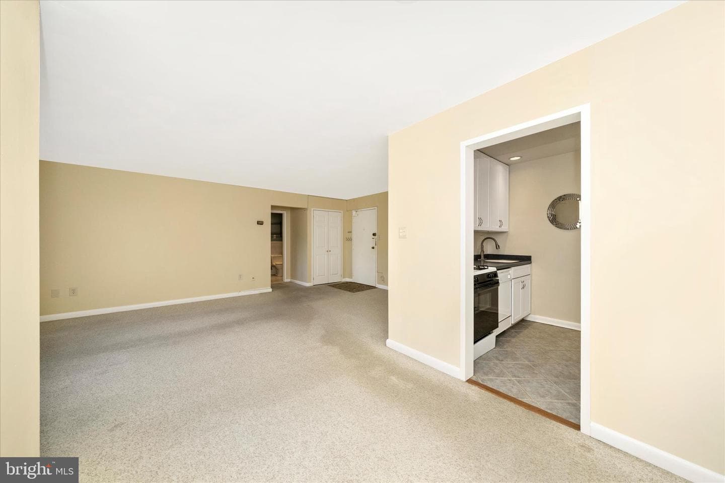 2400 NW 41st Street NW #403 photo 12