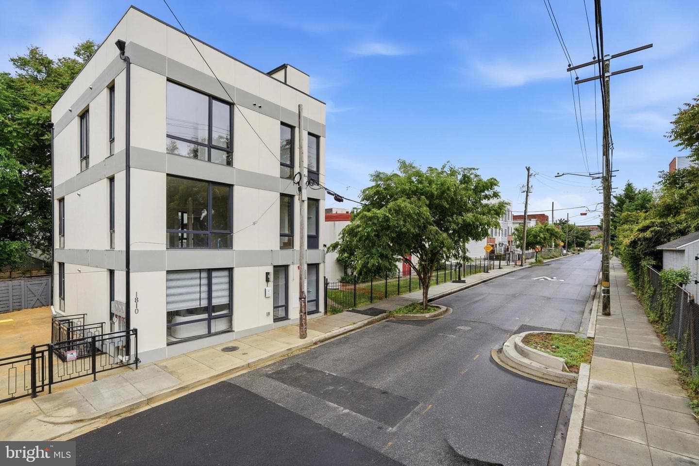 1810 Central Place NE #1 photo 3